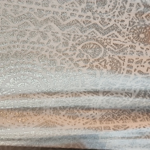 Chicos size 3 (XL) white & silver 3/4 sleeve tee, stretchy, EUC - Picture 3 of 4